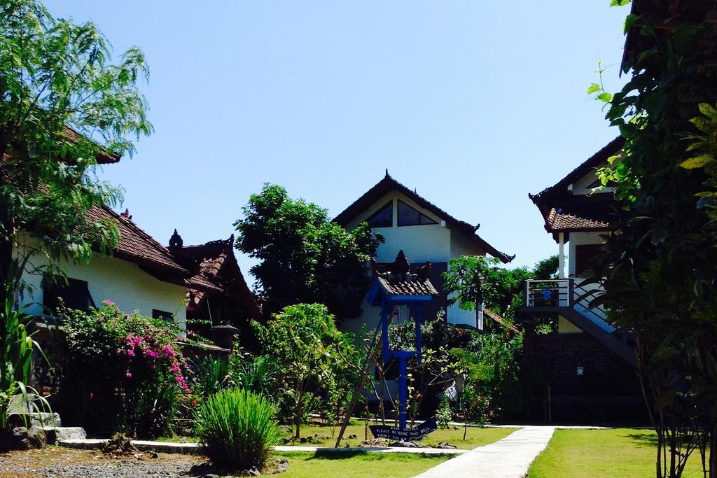 Lily Amed Beach Bungalows Hotel Exterior photo